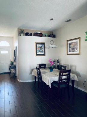Ruskin FL private 2 bdrm 1 bath suite Common areas shared with host